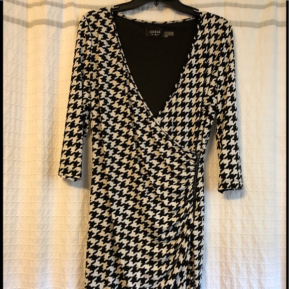 Guess Dresses & Skirts - Guess wrap dress very flattering